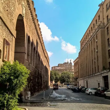 Apartment Porta Castello 10 Rome